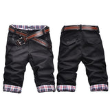 Heidi – High-quality shorts with a belt and checkered pattern