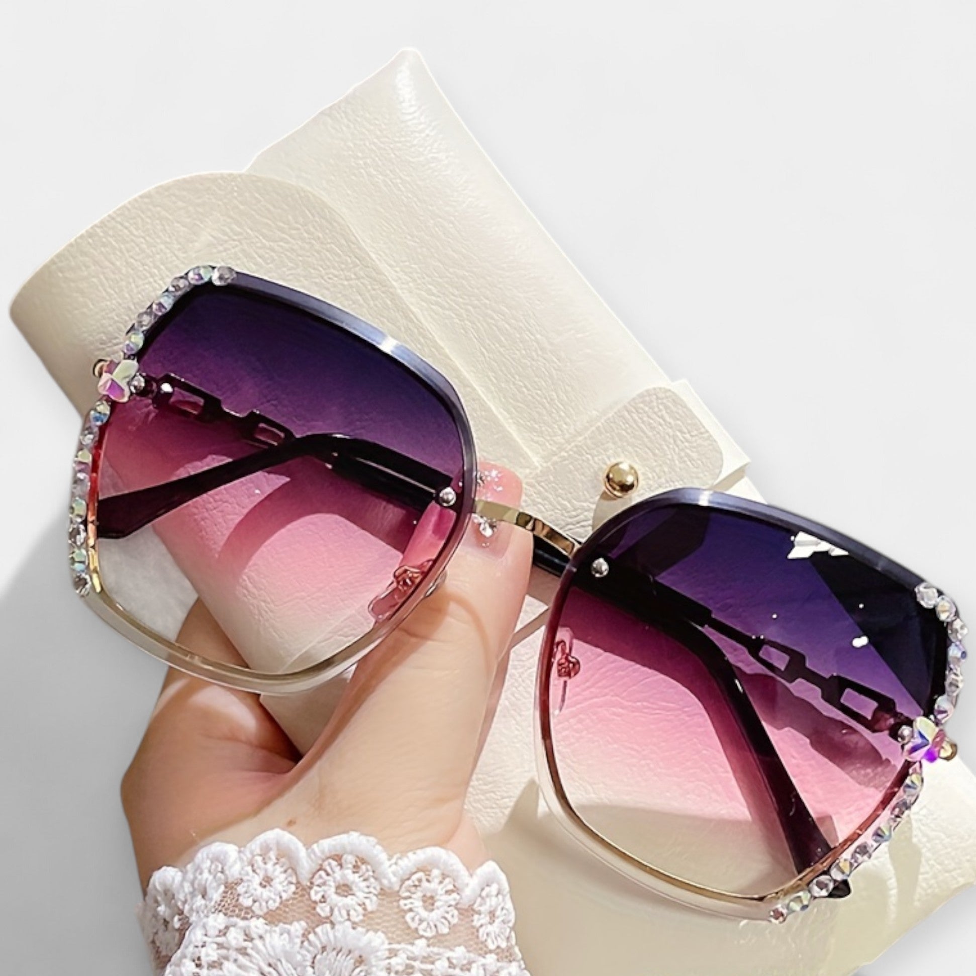 Women's sunglasses with gradient effect