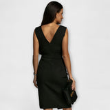 Desi - V-neck dress with slit