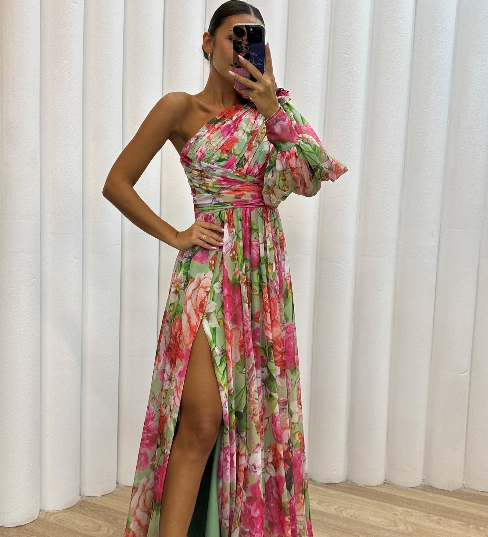 Whitney - Elegant and Casual Dress