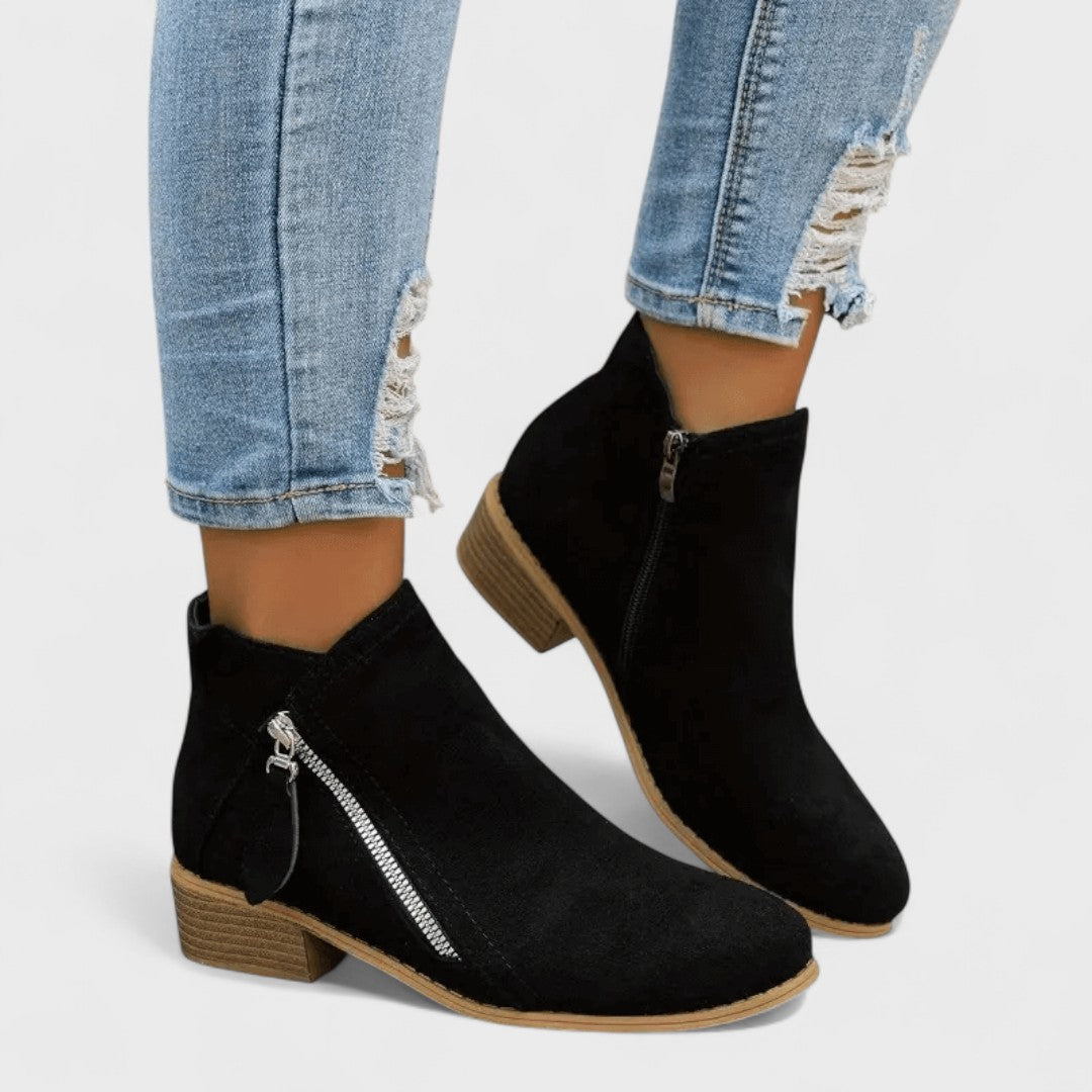 Veronika – Vintage Shoes in Classic Style