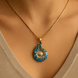 Mother-of-pearl Blue Mussel Necklace