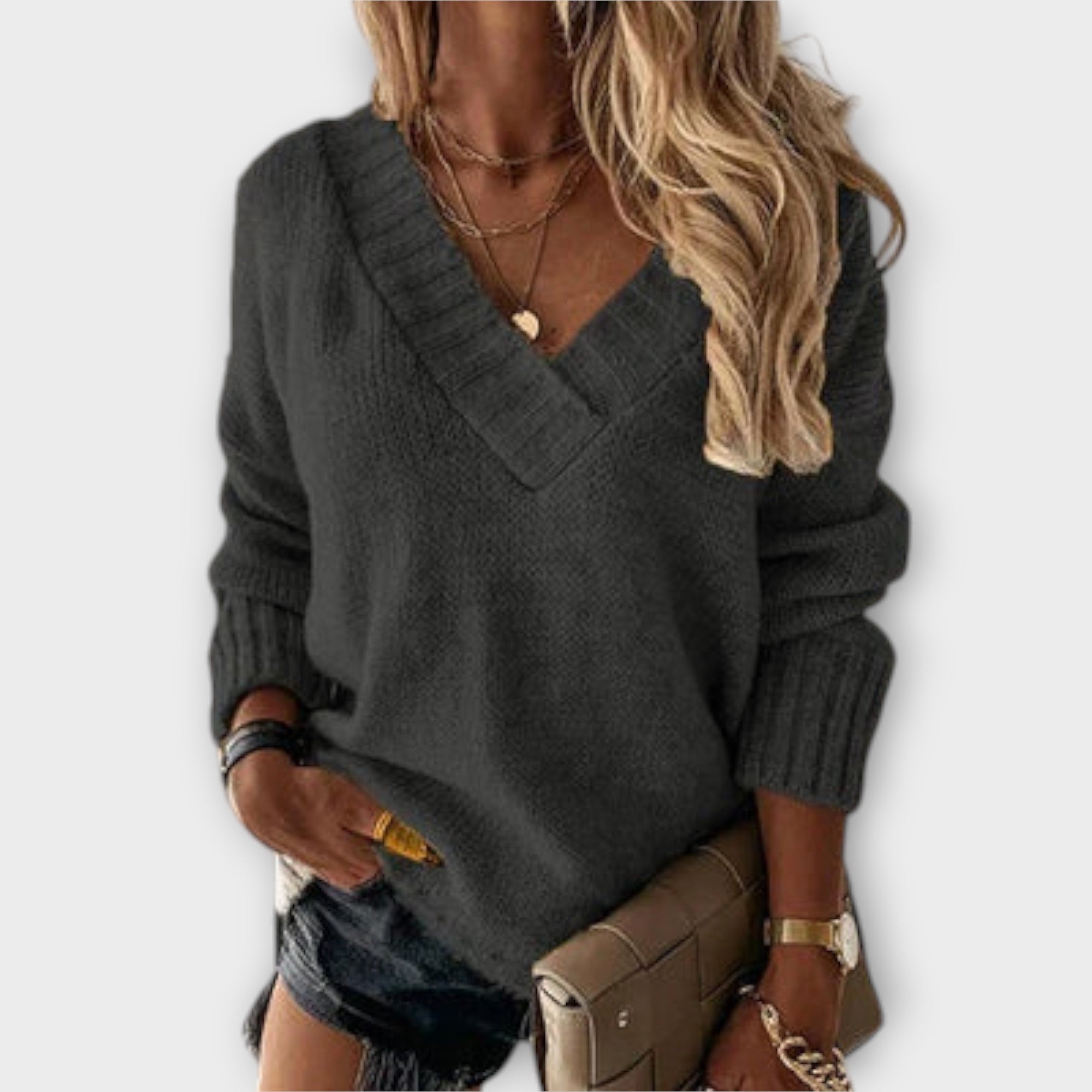 Jane - Warm jumper with V-neck