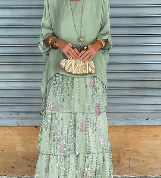 Lara – Elegant, Long, Loose-Fitting Dress