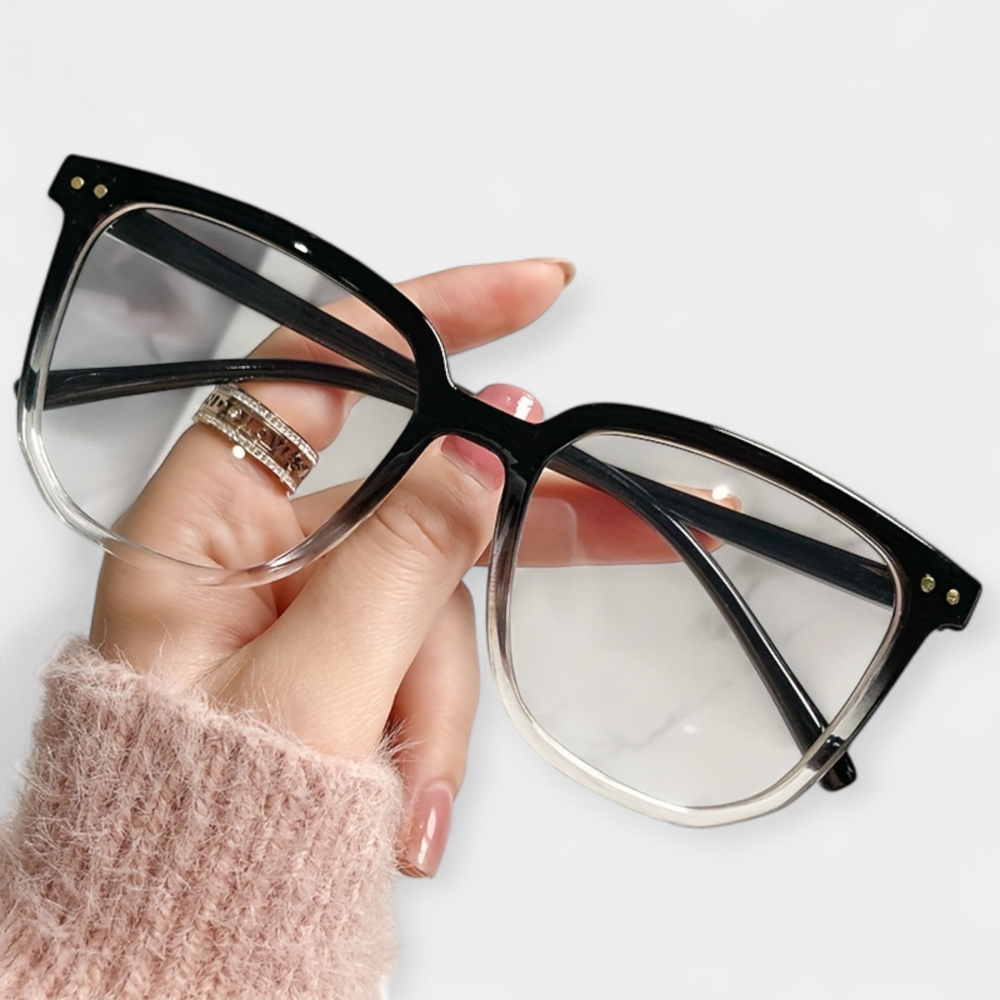 Blue square anti-UV glasses