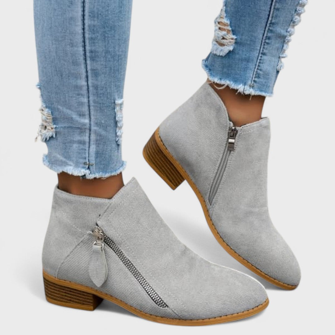 Veronika – Vintage Shoes in Classic Style