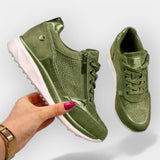 Anatomical sneakers with zippers