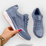 Anatomical sneakers with zippers
