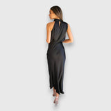 Zenaida - Elegant Dress with a Feminine Vibe
