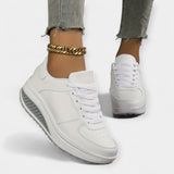 Anatomical sneakers with air cushion
