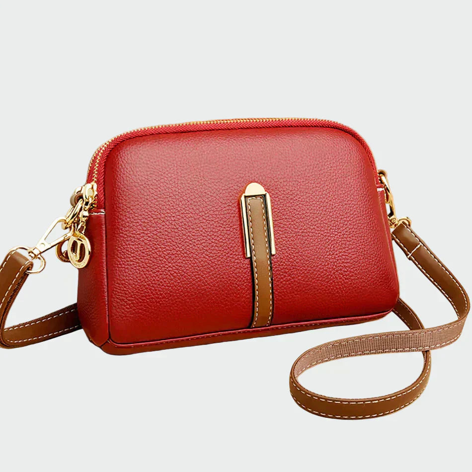 Elegant leather shoulder bag