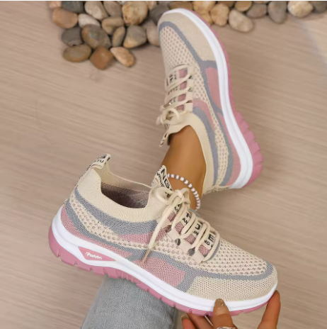 Ilona™ | Lightweight Comfort Sneaker